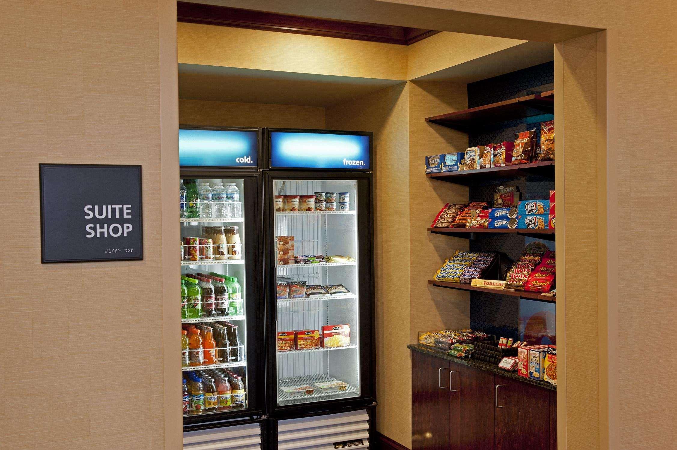 Hampton Inn & Suites Indianapolis-Airport Kemudahan gambar